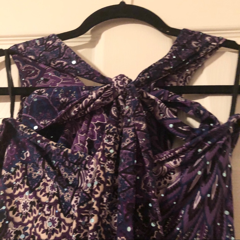 Multi-print Halter Top - Picture 3 of 4